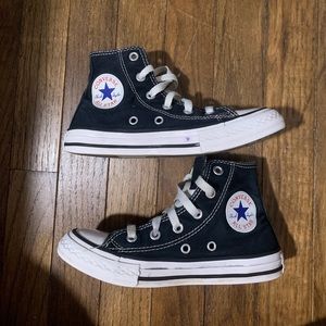 Kids black converse